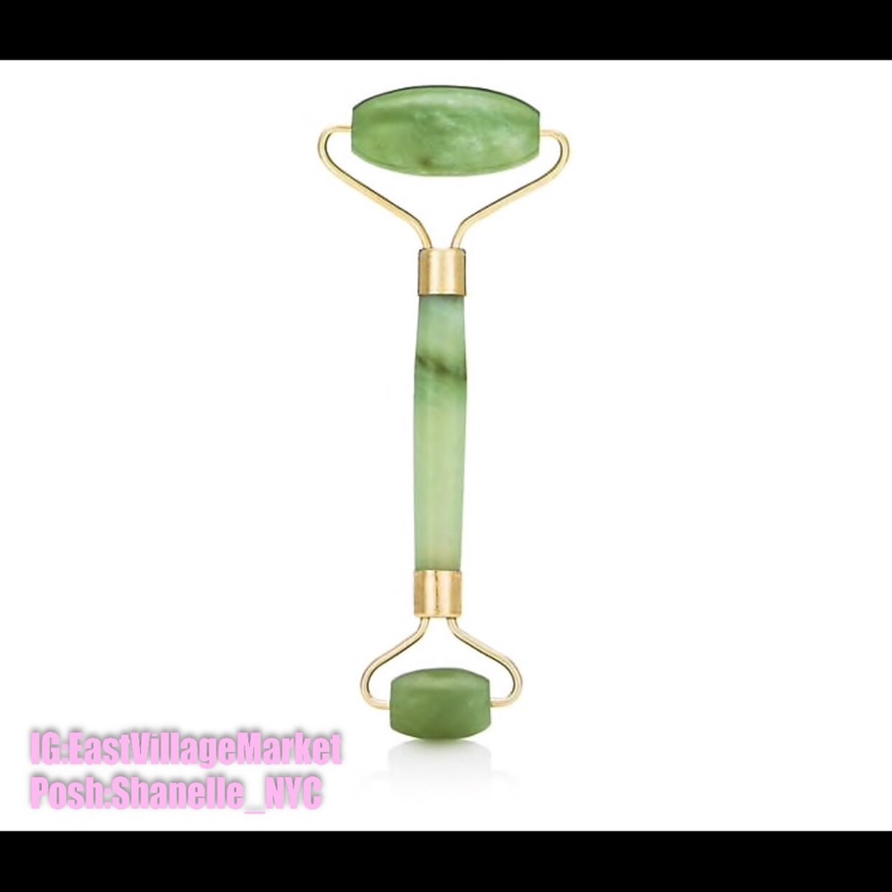 100% Authentic Jade Fresh and Rejuvenating Roller
